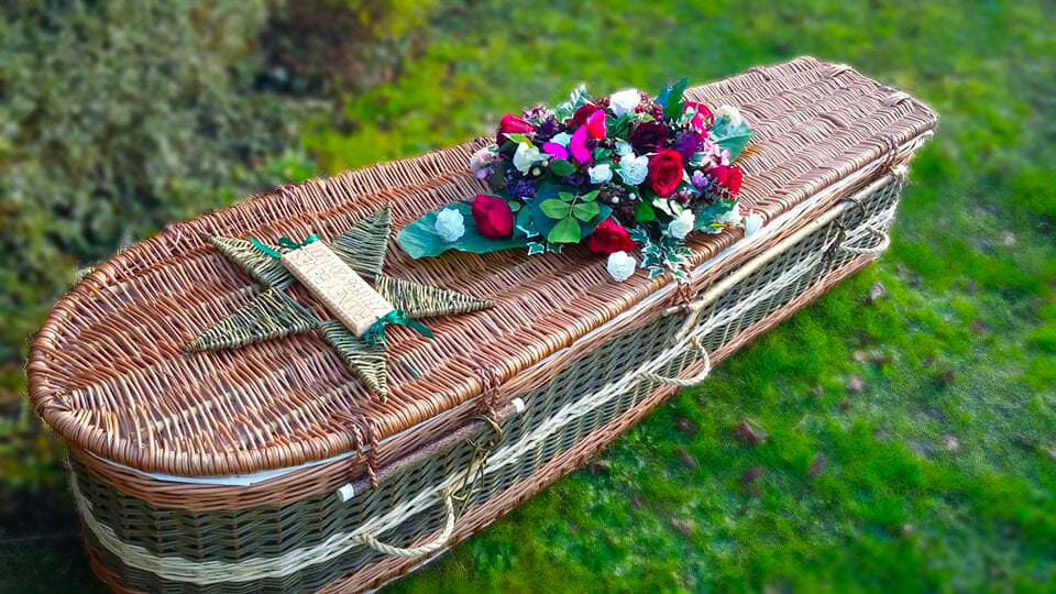 Choosing Green: The Benefits of Eco-Friendly Caskets