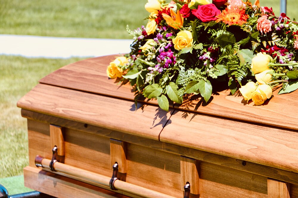Understanding Casket Costs: Reasons And Smart Savings Tips
